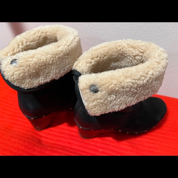 Ugg Boots, clog style. Super comfy and warm. - Picture 3 of 4
